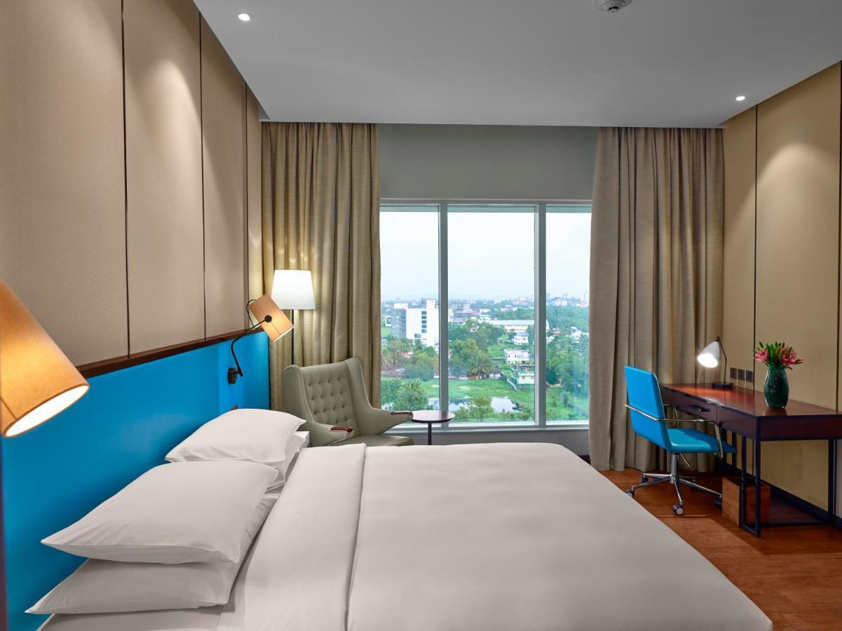 Hotel Hyatt Regency Thrissur Exterior foto